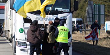 закрыць мяжу