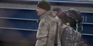 Добровольцы едут на войну