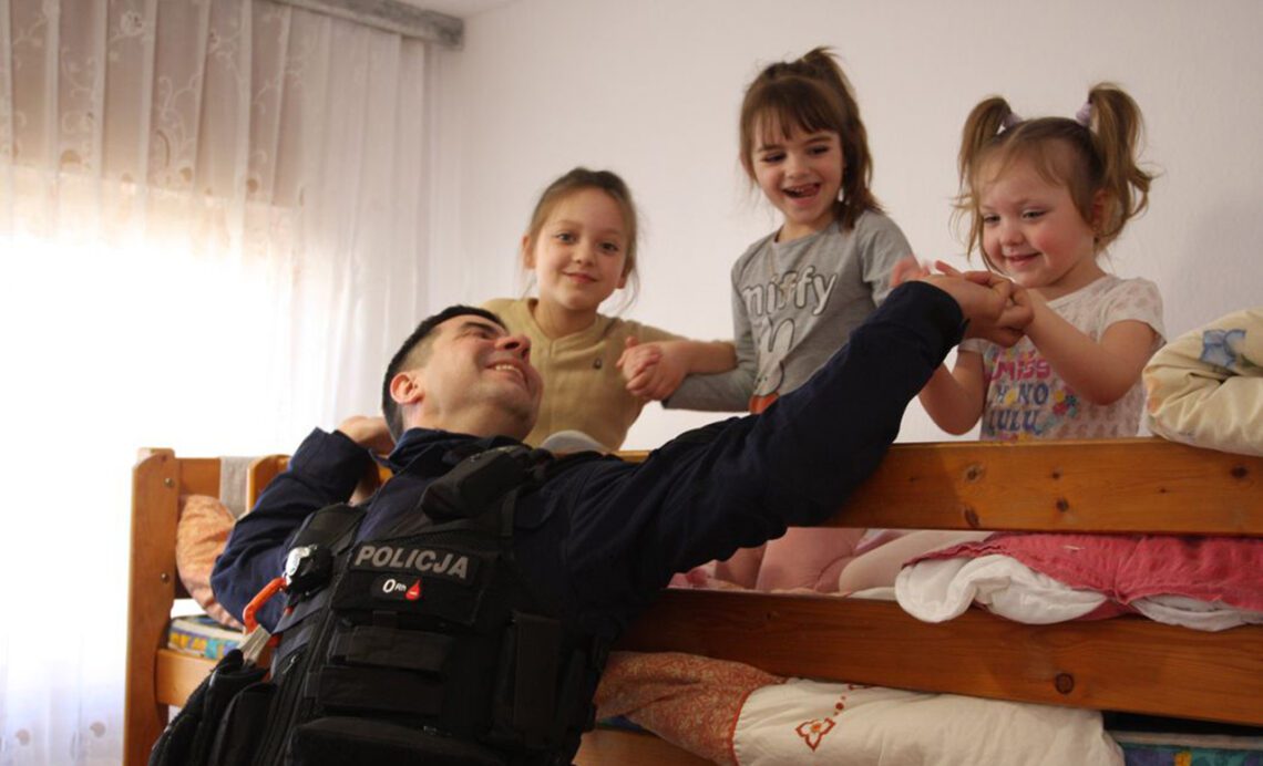 Паліцэйскія далі прытулак бежанцам з Украіны