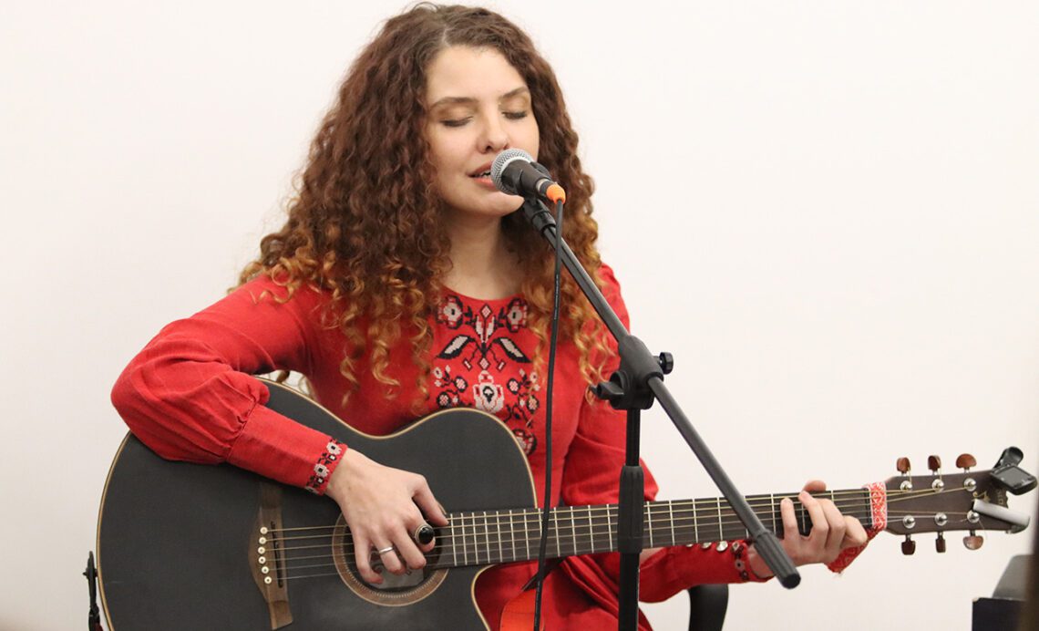 мова нанова