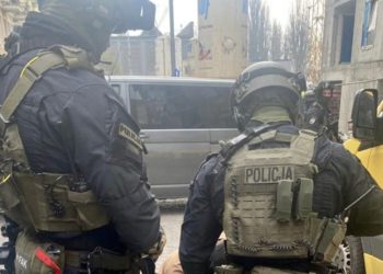 перавозку нелегалаў