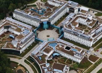 университеты