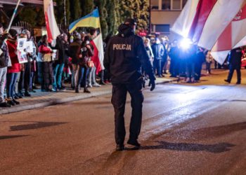 перайменаваць вуліцу