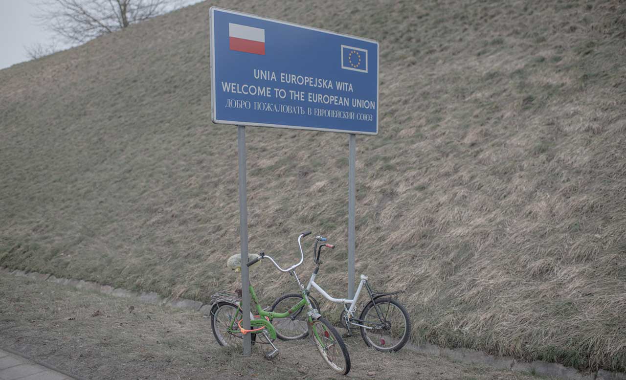 беларусы выезжают за границу