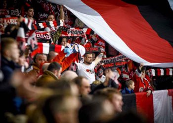 силовики задержали фанатов в Гродно