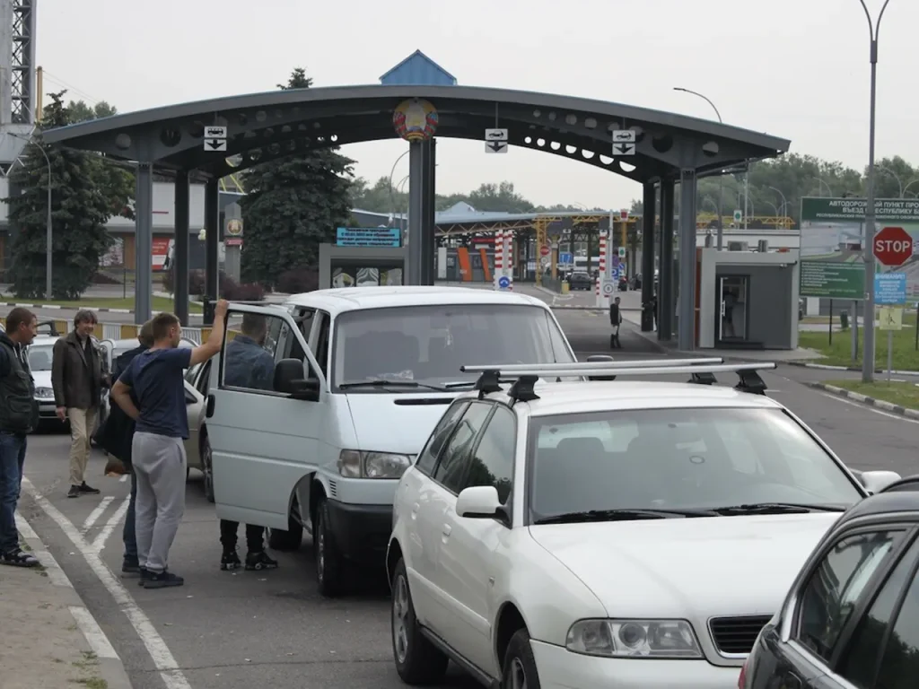 что происходит на границе Польши и Беларуси