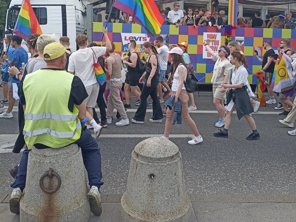 как прошёл ЛГБТ-прайд в Варшаве