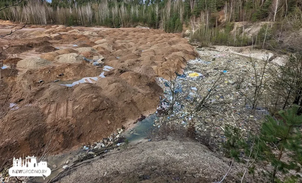карьер в Польше и Беларуси