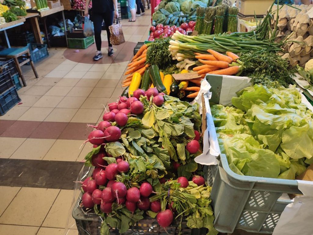 продуктовые рынки варшавы