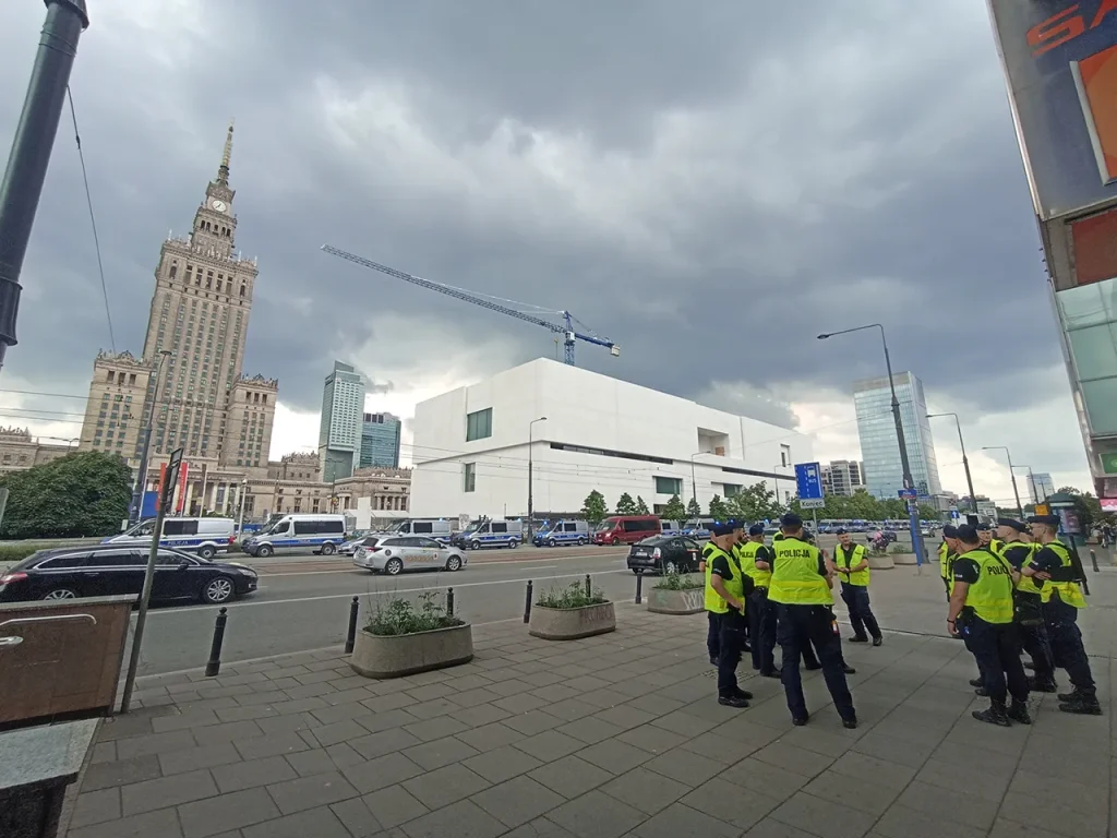 как прошёл ЛГБТ-прайд в Варшаве