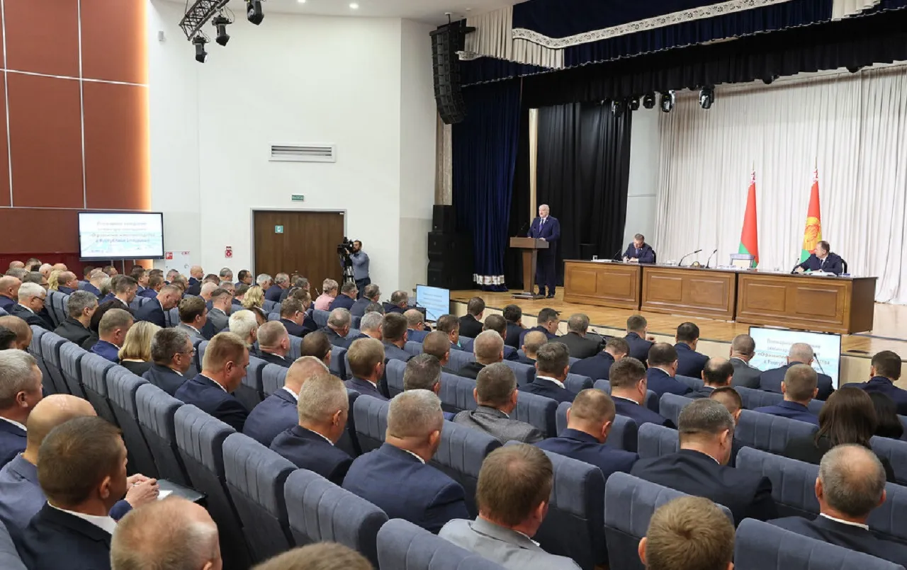 Лукашенко о политиках Польши