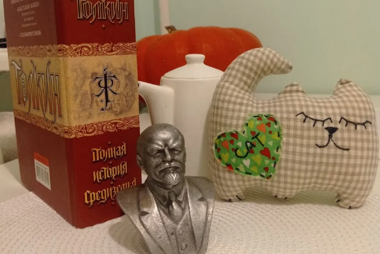 взяли в эмиграцию