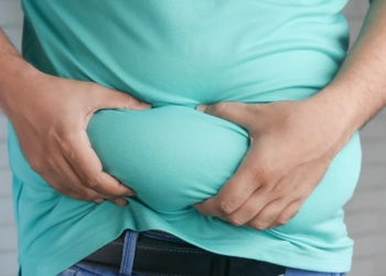 набрала вес