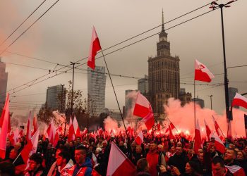 марш националистов в Варшаве