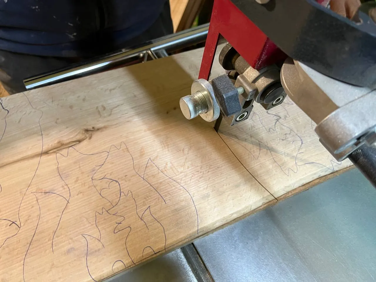 производство деревянных фигурок