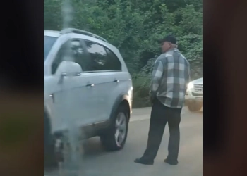 очередь машин на выезд из беларуси в Польшу