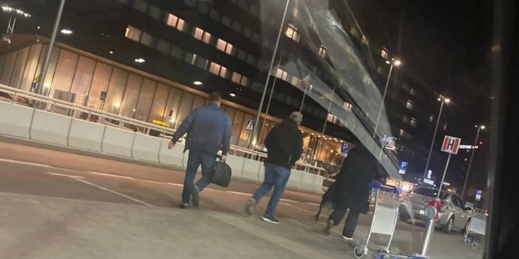 Сотрудники налоговой службы под видом пассажиров