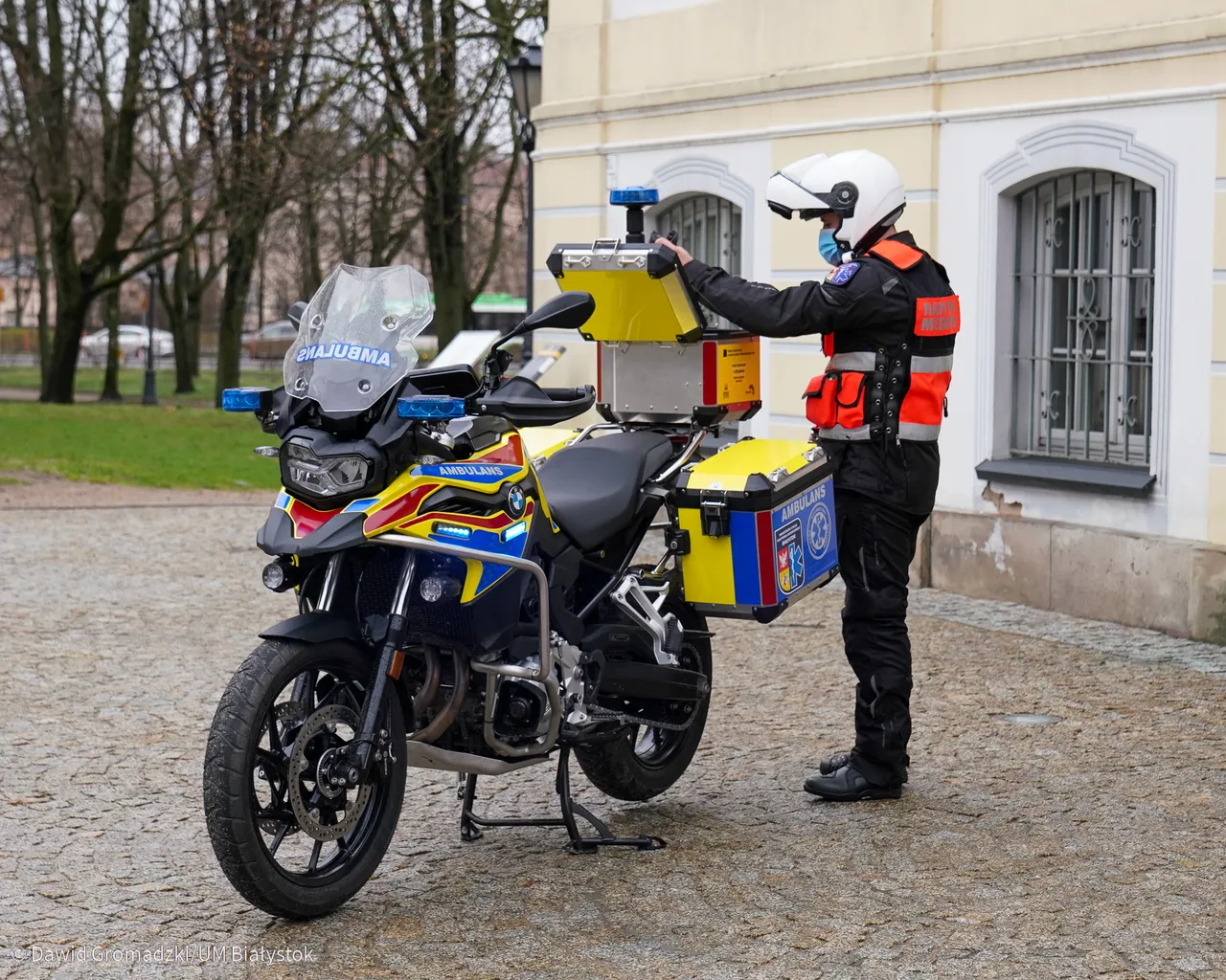 мотоцикл скорой помощи