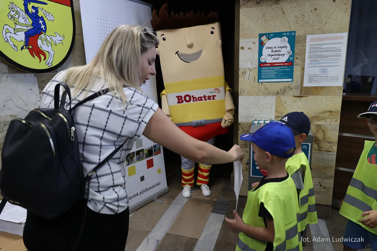 дети голосуют