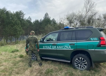 Мигранты пытались переплыть Августовский канал