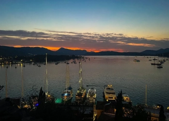 туры на яхтах в Грецию