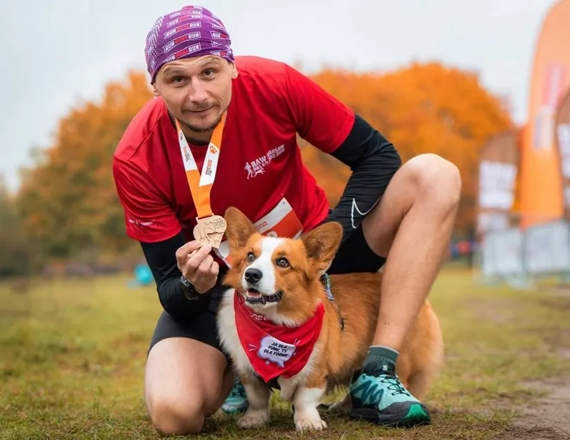 «На всех старых фотографиях я с собаками». Беларус переехал в Польшу и исполнил мечту детства — стал кинологом